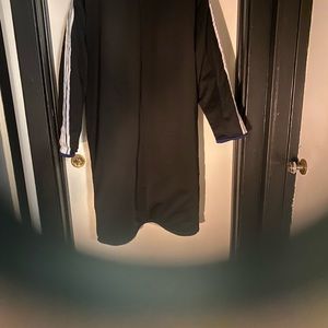 Size large / like new/fiesta trench coat with warm lining and two inside pockets